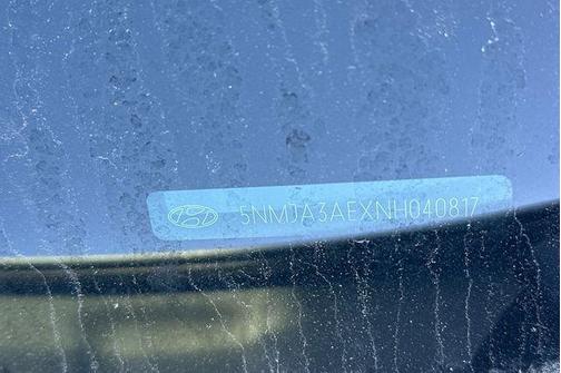 2022 Hyundai TUCSON SE