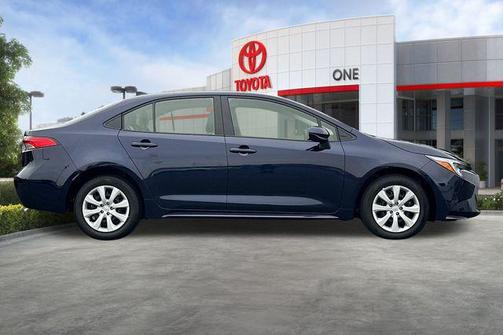 2026 Toyota Corolla Hybrid LE