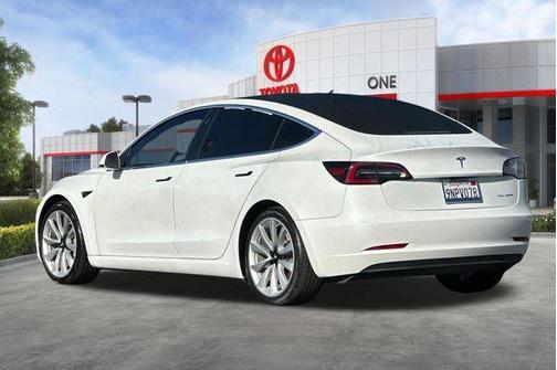 2019 Tesla Model 3 Standard Range