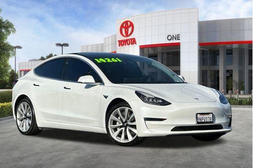 2019 Tesla Model 3 Standard Range