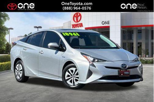 2017 Toyota Prius Three
