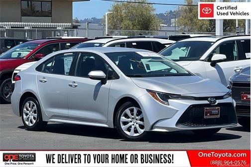 2022 Toyota Corolla LE