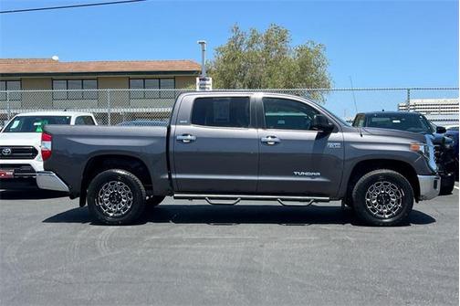 2019 Toyota Tundra SR5