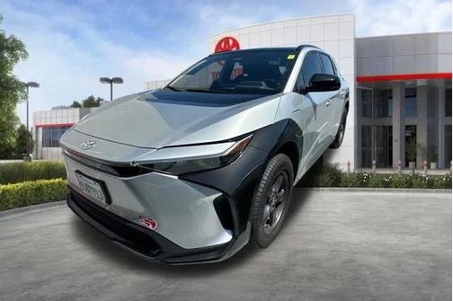 Elemental Silver Metallic 2023 Toyota bZ4X XLE