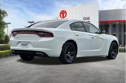 Bright White Clearcoat 2016 Dodge Charger SE