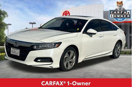 Platinum White Pearl 2018 Honda Accord EX
