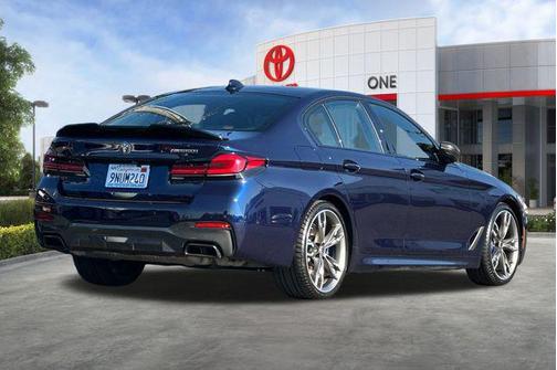 2022 BMW M550 i Xdrive