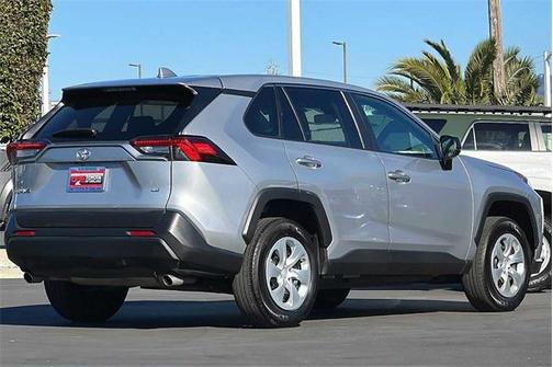 Silver Sky Metallic 2022 Toyota RAV4 LE