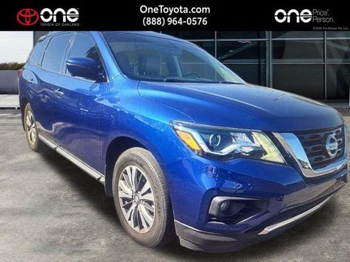 2018 Nissan Pathfinder SL
