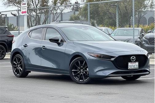 2022 Mazda Mazda3 Carbon Edition