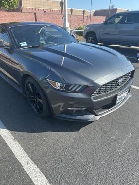 2017 Ford Mustang EcoBoost Premium