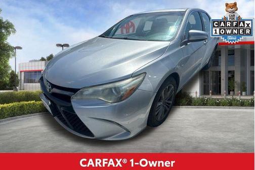 Celestial Silver Metallic 2015 Toyota Camry SE