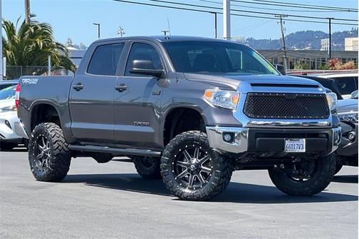 2016 Toyota Tundra SR5