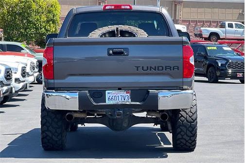 2016 Toyota Tundra SR5