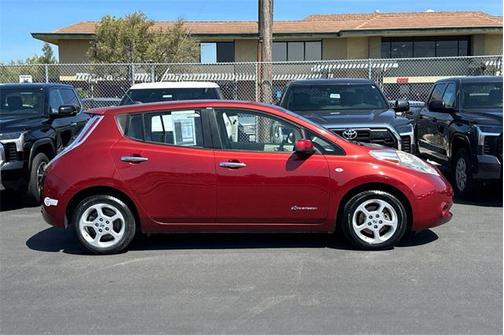 2012 Nissan Leaf SL