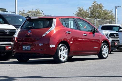 2012 Nissan Leaf SL