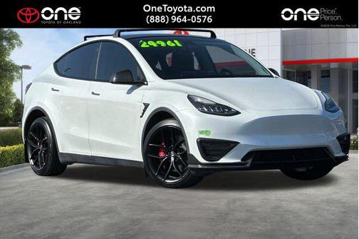 2021 Tesla Model Y Long Range Dual Motor All-Wheel Drive