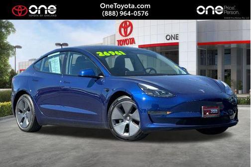 Deep Blue Metallic 2023 Tesla Model 3 Standard Range