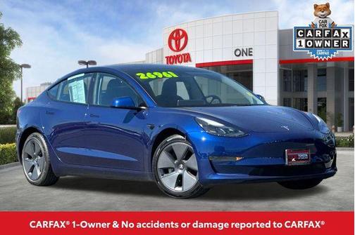 Deep Blue Metallic 2023 Tesla Model 3 Standard Range