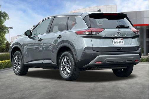 Gun Metallic 2023 Nissan Rogue S