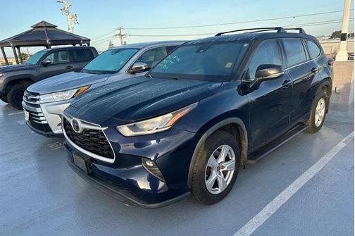 2020 Toyota Highlander LE