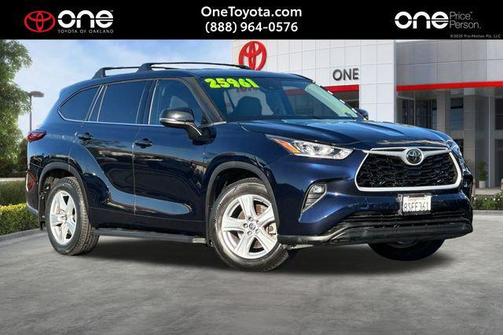2020 Toyota Highlander LE