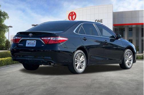 Attitude Black 2015 Toyota Camry SE