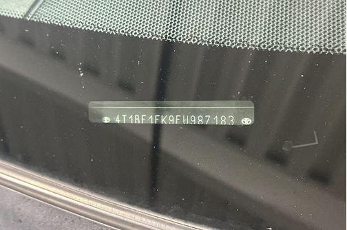 Attitude Black 2015 Toyota Camry SE