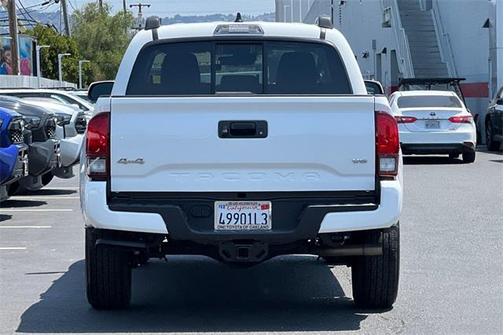 2022 Toyota Tacoma SR