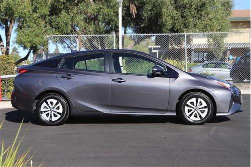 Magnetic Gray Metallic 2018 Toyota Prius Three