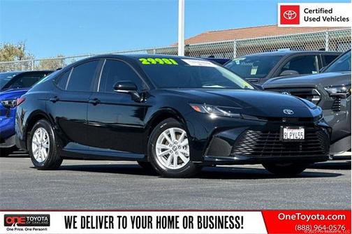 2025 Toyota Camry LE