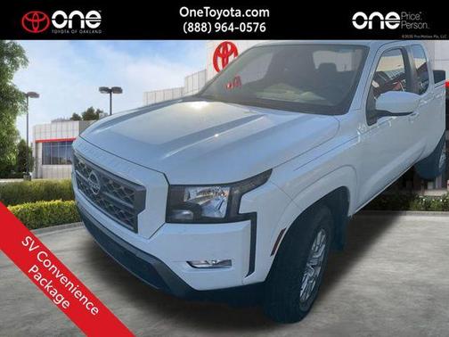 2023 Nissan Frontier SV