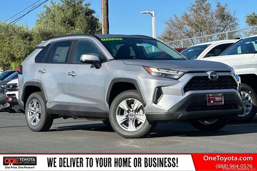 2025 Toyota RAV4 Hybrid XLE