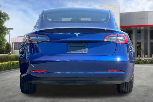 Deep Blue Metallic 2023 Tesla Model 3 Standard Range