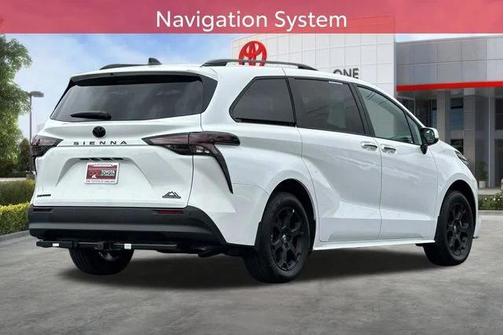 Ice Cap 2026 Toyota Sienna Woodland Edition
