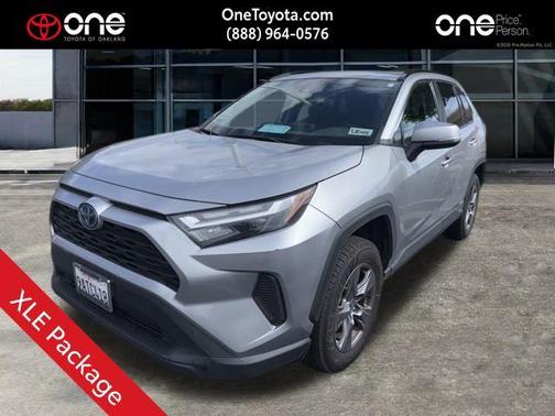 2022 Toyota RAV4 Hybrid XLE