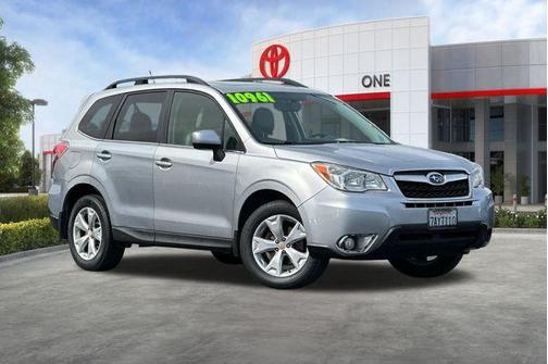 Ice Silver Metallic 2014 Subaru Forester 2.5i Limited