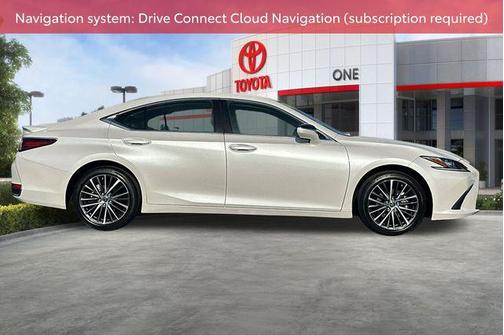 2025 Lexus ES 300h Base