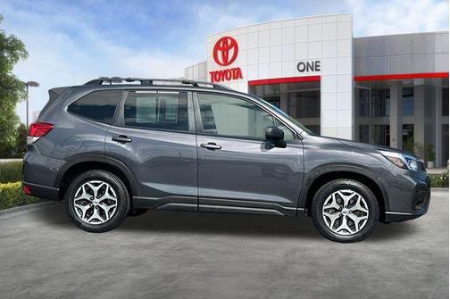 Magnetite Gray Metallic 2020 Subaru Forester Premium