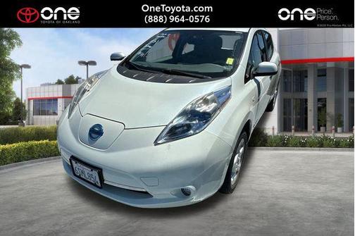 Glacier Pearl 2011 Nissan Leaf SL