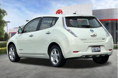 Glacier Pearl 2011 Nissan Leaf SL