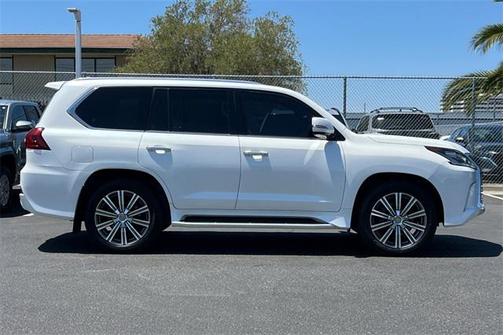 2017 Lexus LX 570 Base