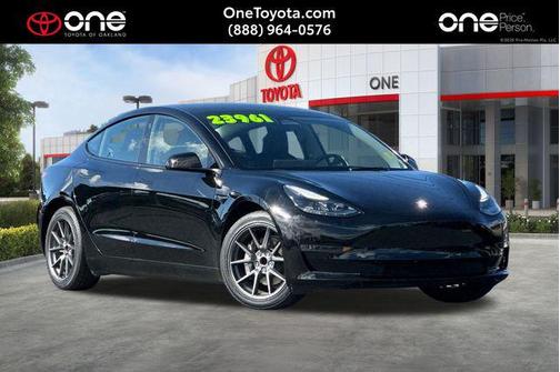 2023 Tesla Model 3 Standard Range