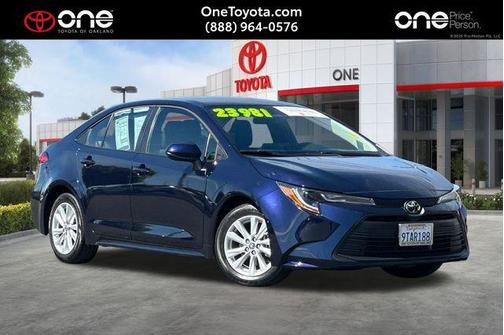 2025 Toyota Corolla LE