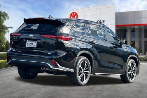2021 Toyota Highlander XSE