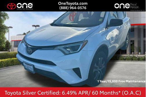 Super White 2017 Toyota RAV4 LE