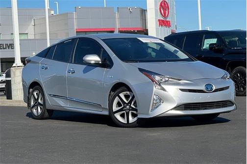 2016 Toyota Prius Three Touring
