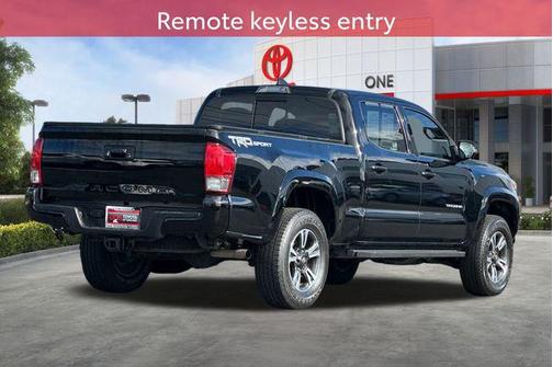 2017 Toyota Tacoma TRD Sport