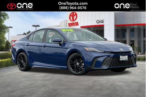 Reservoir Blue 2025 Toyota Camry SE