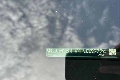 2023 Toyota RAV4 Hybrid SE